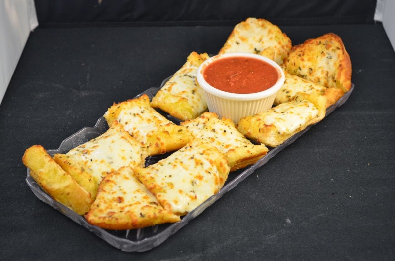 Garlic Bread with Cheese and Marinara Sauce